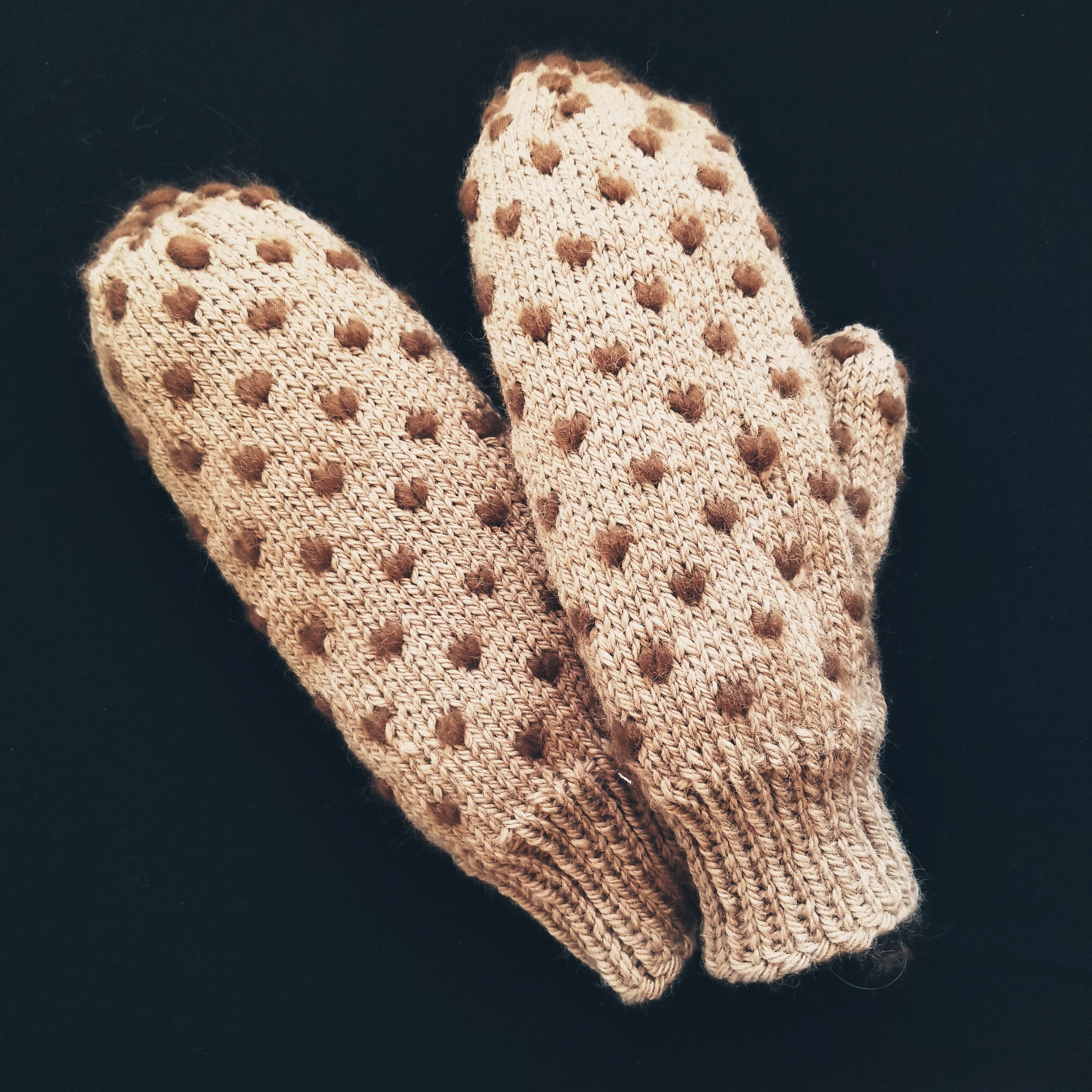 Thrum Mitts Stone Spindle Farm